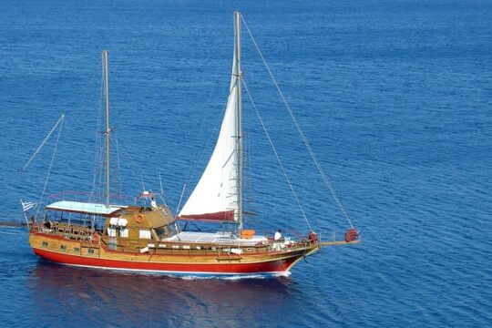 Adults-only Cruise in the Aegean