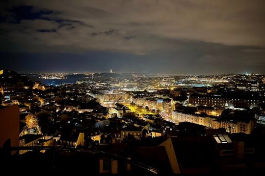 Lisbon Tour by Night with Electric Bikes