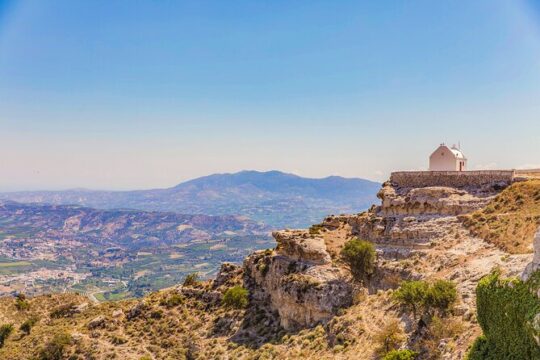 Half-Day Private Tour & Picnic in Real Cretan Countryside Retreat