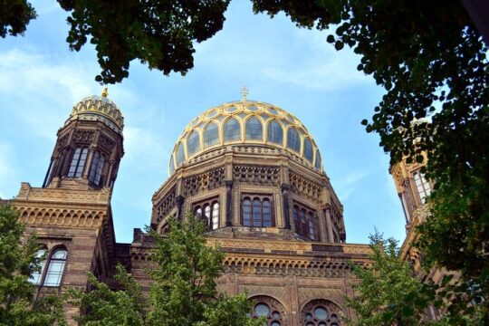 Berlin: Skip-the-line Jewish Museum Private Guided Tour