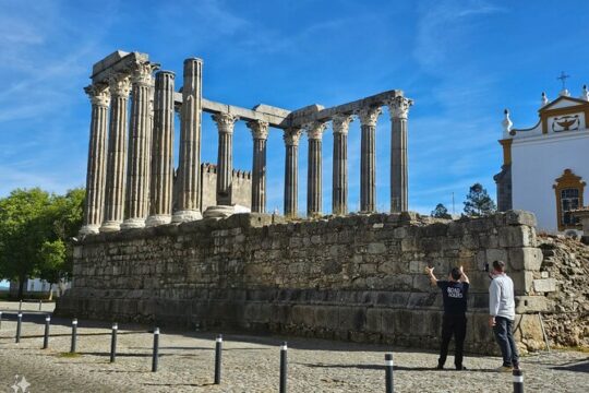 From Lisbon to the discovery of Évora and Arraiolos