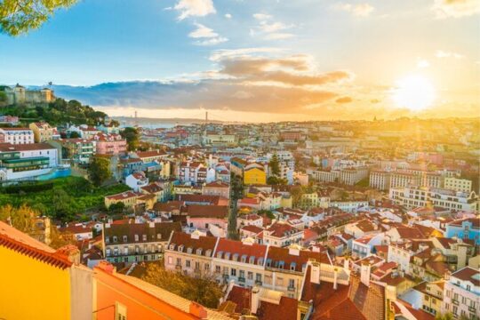 Lisbon: Private City Sightseeing Tour by Tuk-Tuk