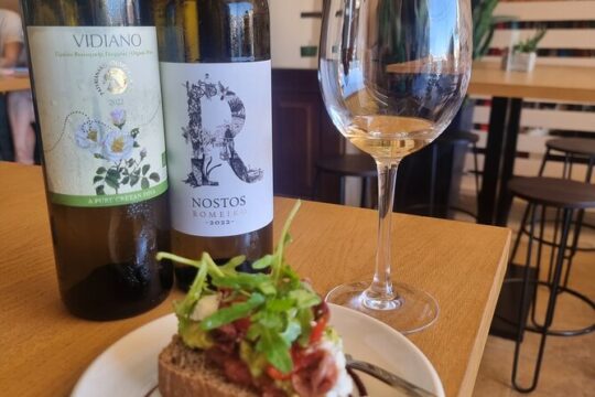 Wine Tasting Walking Tour in Old Town Chania