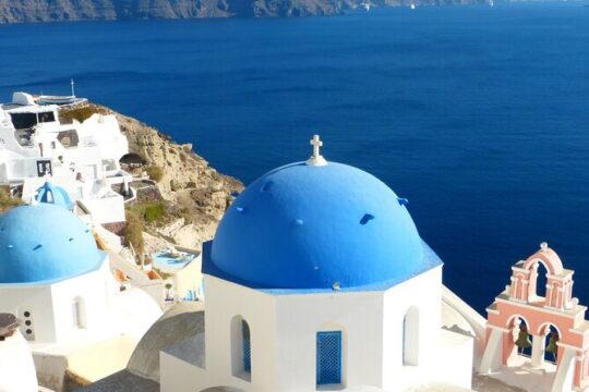 Private Half Day Guided Tour Visit to Santorini