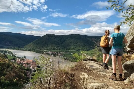 4-Hour Private Alpine Hiking Tour 'In the footsteps of king Lionheart'