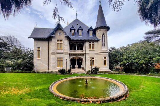 Sintra's Private Walking Tour: Regaleira and Biester Palace