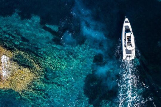 The Fastest Private Motor Yacht in Santorini - All Inclusive Tour
