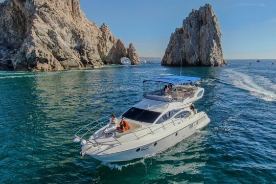 Luxury Yacht Rental in Cabo All inclusive
