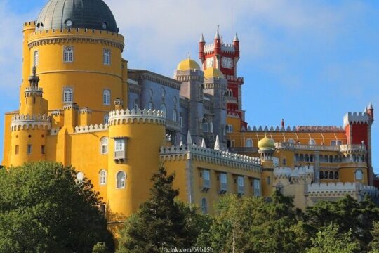 Discover Pena Palace: Private Day Trip to Sintra from Lisbon