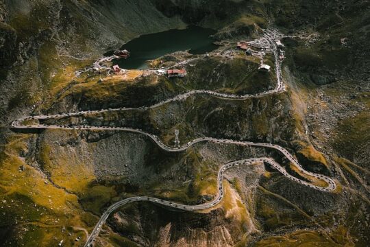 BV03 - Sibiu & Transfăgărășan:Medieval Charm to Mountain Thrills