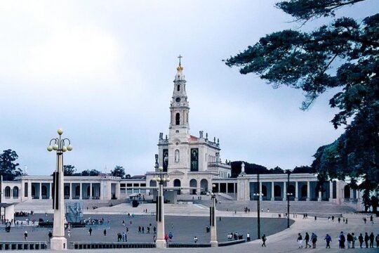 Safe Private Tour - Fátima Sanctuary & The Child Seers Homes
