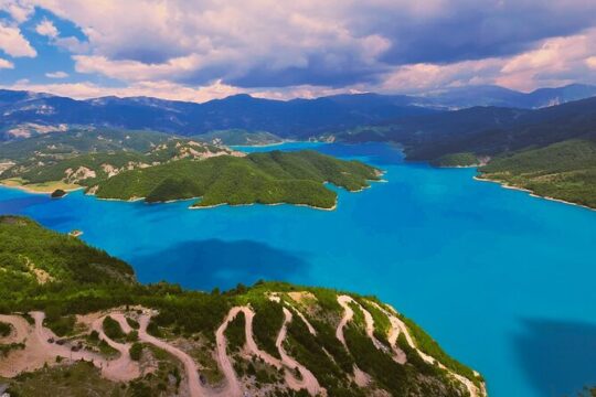 Day Trip From Tirana to Bovilla Lake And Gamti Mountain Hike