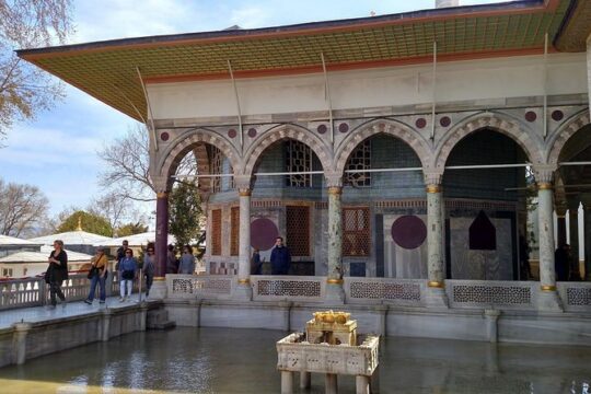 Istanbul Topkapi Palace and Harem Small-Group Guided Tour