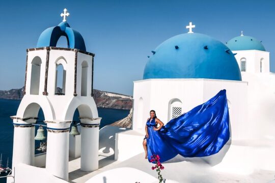 Flying Dress Photoshoot in Santorini with Hotel Pickup