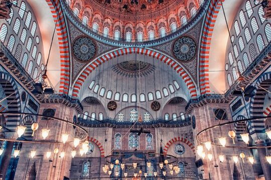 Istanbul Scavenger Hunt and Highlights Self-Guided Tour