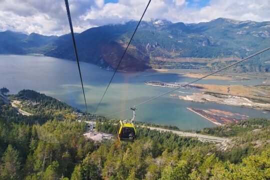 Small Group Tour: Sea to Sky Gondola & Whistler