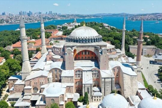 Full-Day Istanbul Tour Luxury VİP Car With Driver