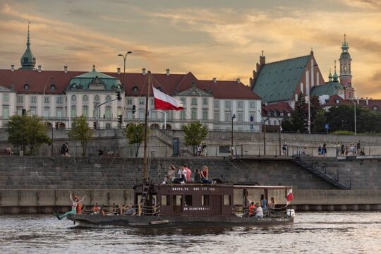 Discover Vistula River in Warsaw