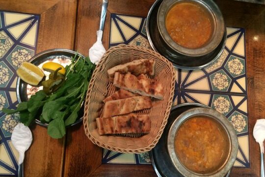 Food Tour in Istanbul with Local Guide