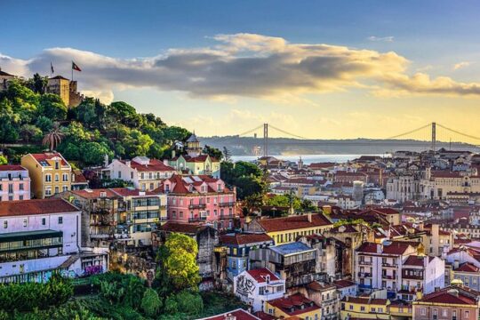 Essential Tour of Lisbon Highlights Private Full-Day Tour