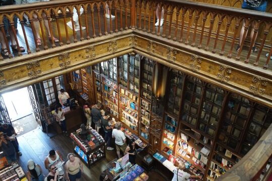 Day trip from lisbon to porto private tour