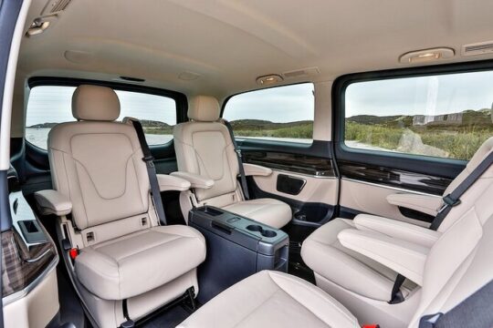 Private transfer from Paris to CDG Airport