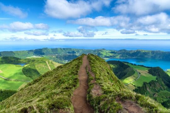 2 Days Private Tour in São Miguel