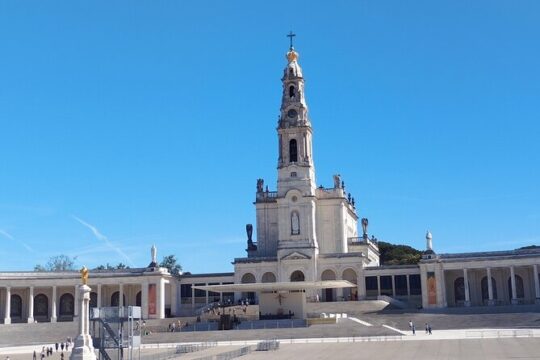 8-Hour Fatima Tour of Nazare and Obidos