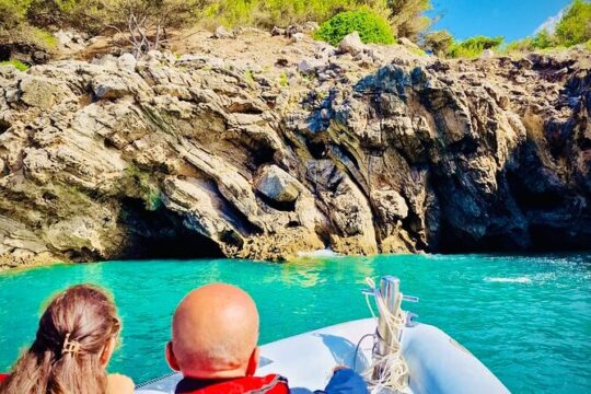 Private Full Day Arrábida and Sesimbra with Boat Tour from Lisbon