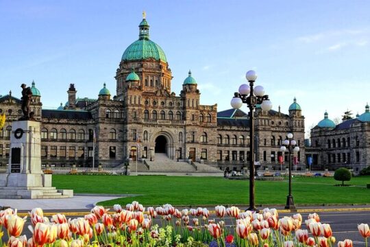 Full-Day Tour of Butchart Gardens and Victoria from Vancouver
