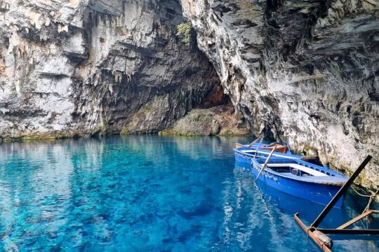 Kefalonia Island Bus Tour- Wine Tasting, Melissani & Fiscardo
