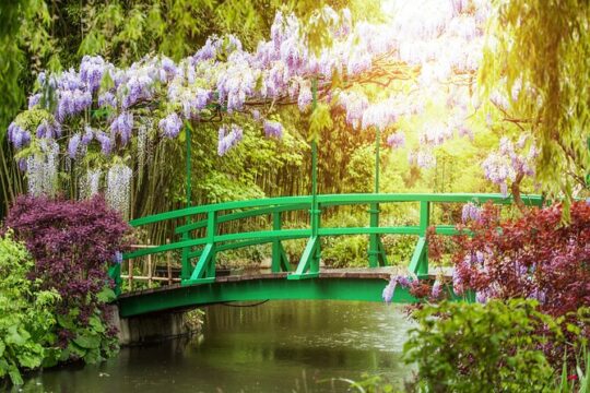 Giverny Monet's Gardens Entrance Ticket with Transport from Paris