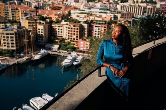 Private Photoshoot with a Professional Photographer in Cannes