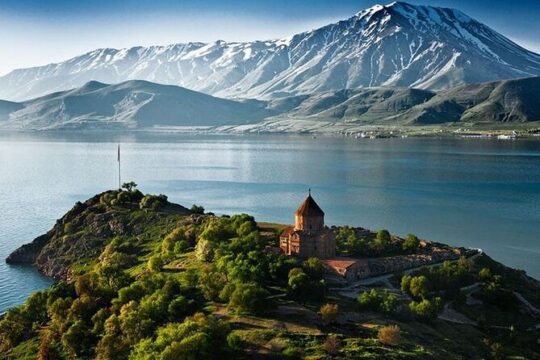 Armenia Day Trip from Tbilisi: Private Experience