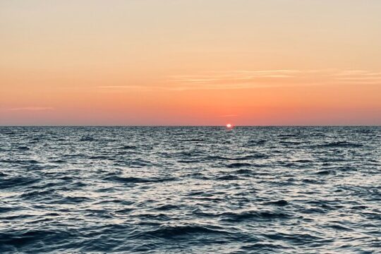 Madeira Beach 4-Hour Pontoon Boat Rental Up to 9 Persons