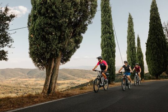Cortona - Easy guided eBike tour around the Etruscan City.
