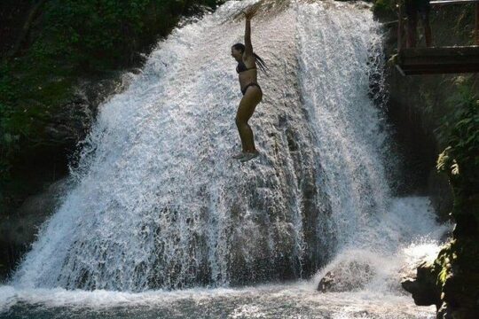 Private Tour From Runaway Bay to Ocho Rios, Blue Hole, Sightseeing and Shopping.
