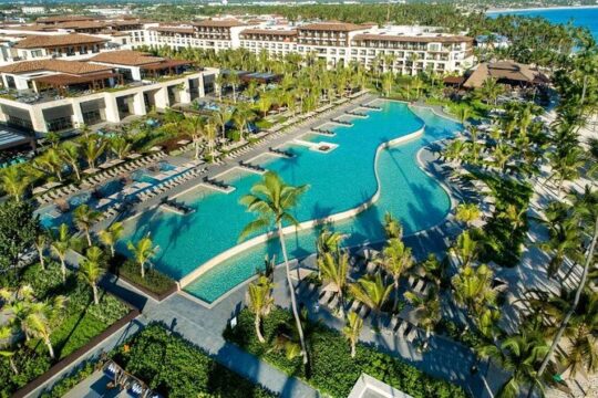 Santo Domingo Airport and Lopesan Costa Bavaro Private Transfer