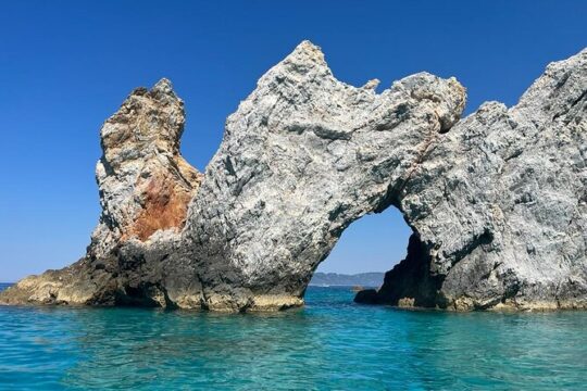 Day sailing Skiathos Skopelos with lunch on Rainbow yacht