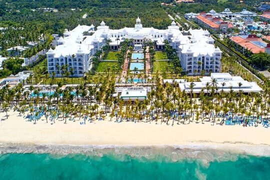 Santo Domingo Airport and Riu Palace Punta Cana Private Transfer