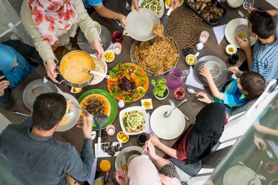 Istanbul Food and Culture Tour: Dinner at Local Family