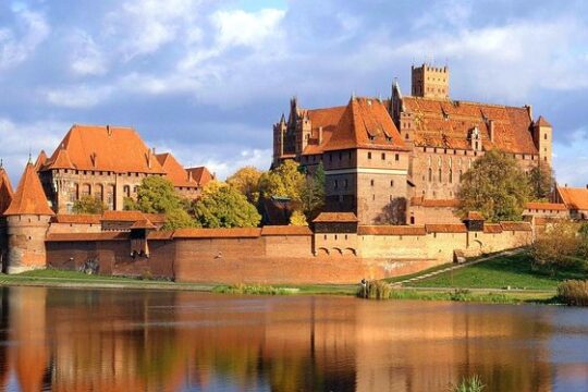 Malbork Castle and Westerplatte Tour with Lunch