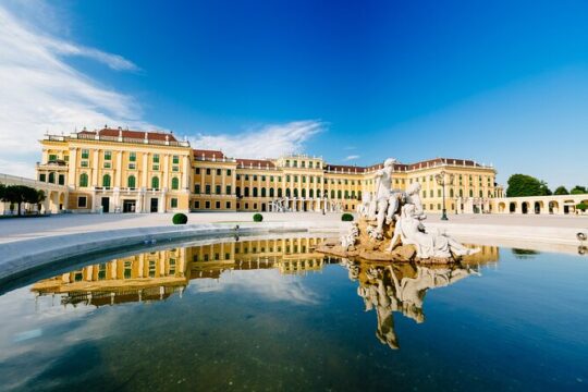 Panoramabahn Schoenbrunn