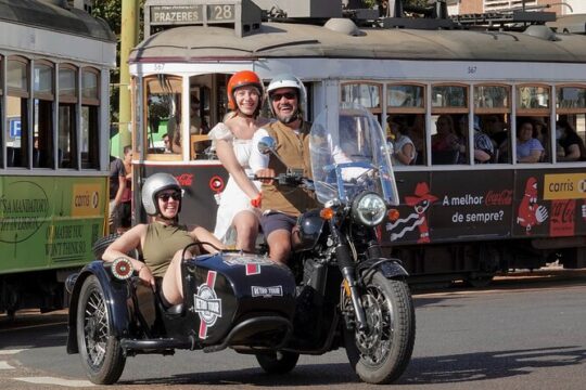 Private Tour | The best of Lisbon by Sidecar (1H-1H15)
