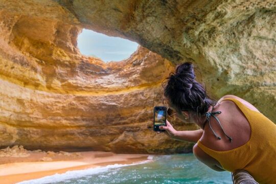 Caves and Coastline Cruise from Albufeira to Benagil