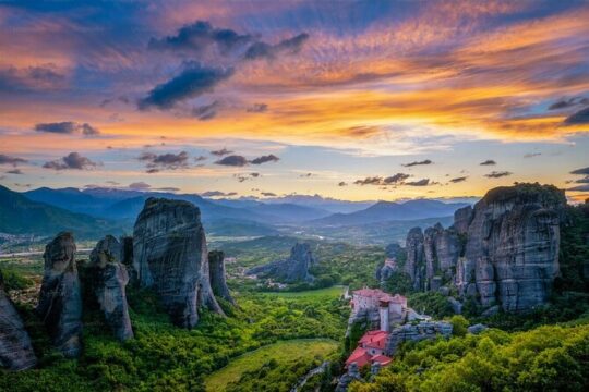 Visit Delphi & Meteora Monasteries Full Day Private Tour 12 Hour