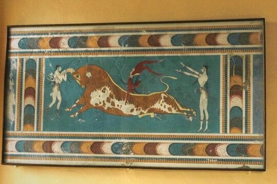 Minoan Path: Knossos Palace, Winery Visit, Lunch at Archanes