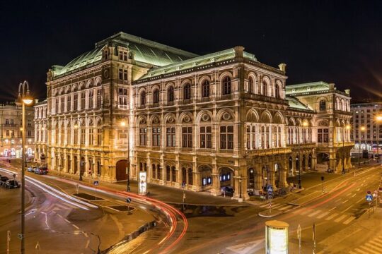 Private Transfer From Bratislava To Vienna Airport, 2 Hour Stop