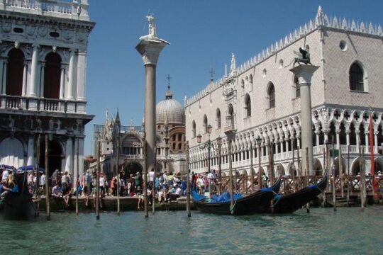 Small-Group 2 Day Tour to Florence and Venice from Rome by Train