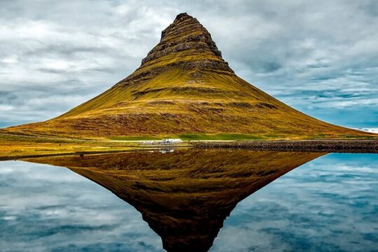 Full-Day Private Peninsula Tour in Snaefellsnes